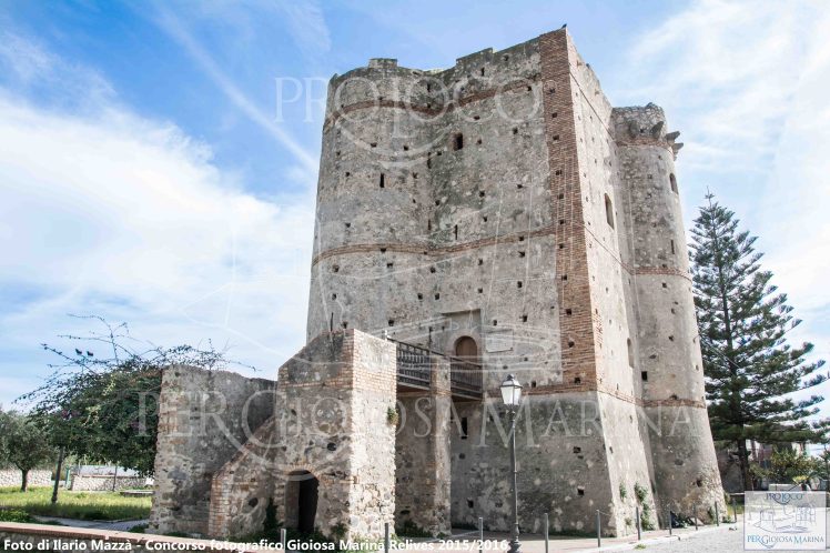 Foto di Torre Galea a Marina di Gioiosa Ionica dal concorso fotografico Gioiosa Marina Relives organizzato dalla Pro Loco Per Gioiosa Marina - Foto di Ilario Mazzà