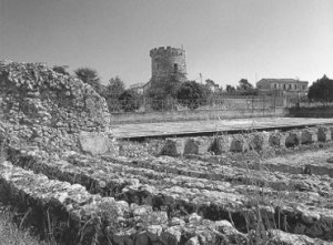 marina_di_gioiosa_teatro_bn_storia